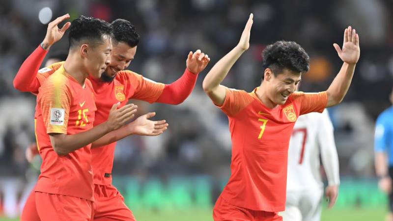 体育赛事版权分销中区域独家与联合采购的博弈